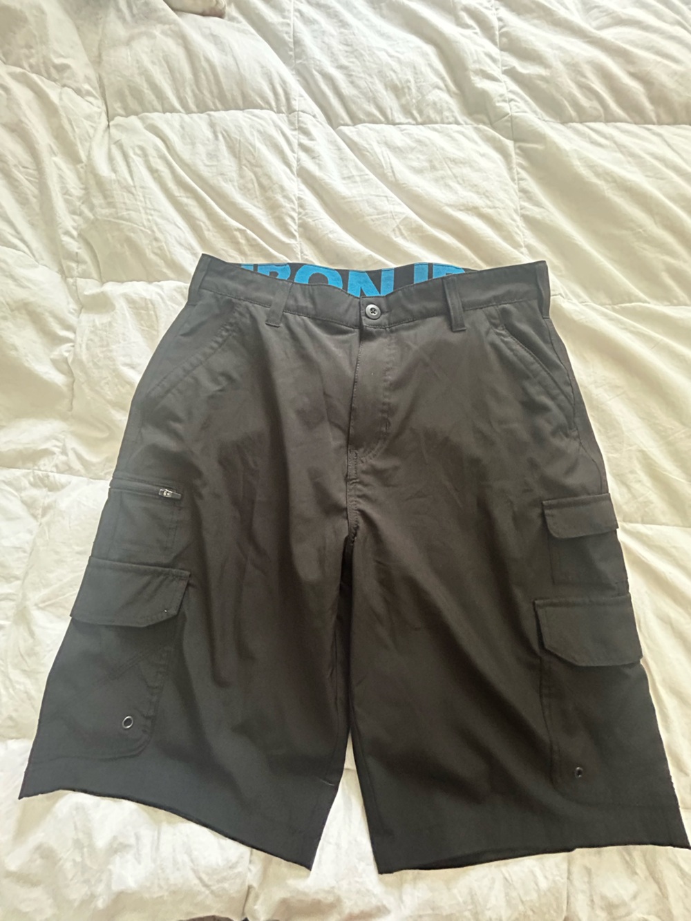 Men's Black Cargo Shorts with Multi-Pocket Utility